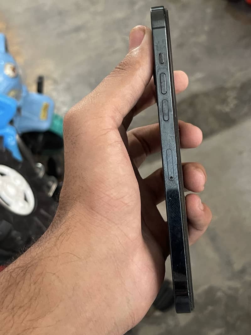 Apple iPhone 12 Pro Max 6