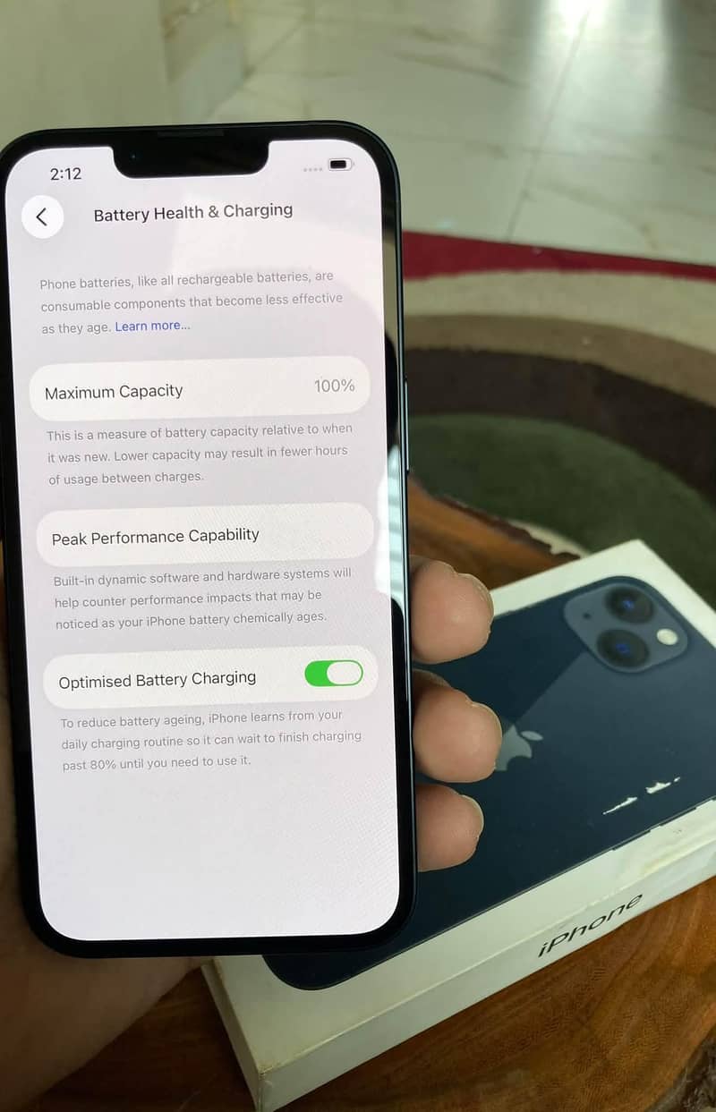 Apple iPhone 13 6