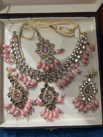 Kundan bridal set
