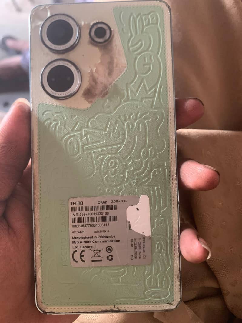 Tecno CAMON 20 Pro 0