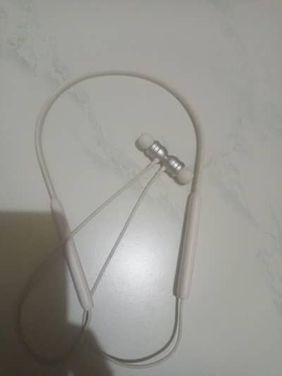 Adionic wireless neckband
