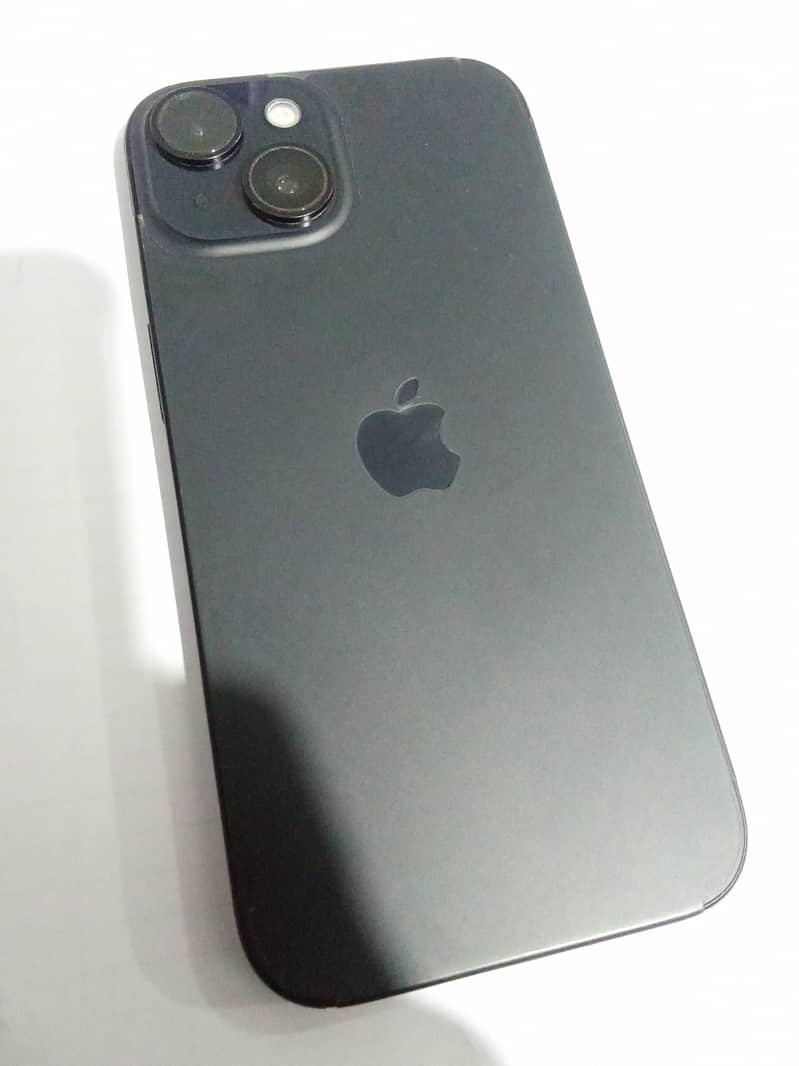 Apple iPhone 15 8