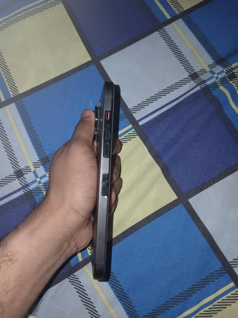 Apple iPhone 14 Pro Max 3