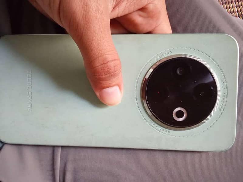 Tecno SPARK 30C 0