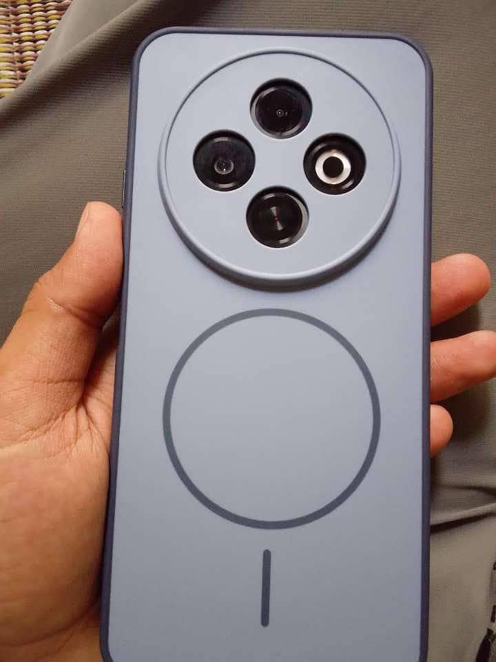 Tecno SPARK 30C 1