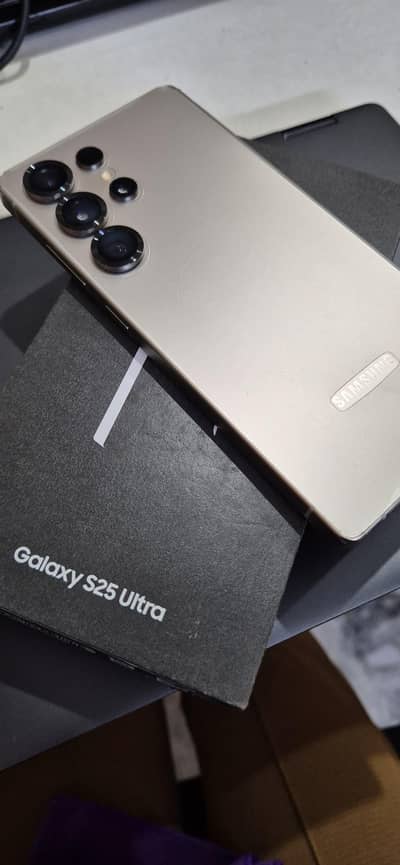 Samsung Mobile S25 Ultra