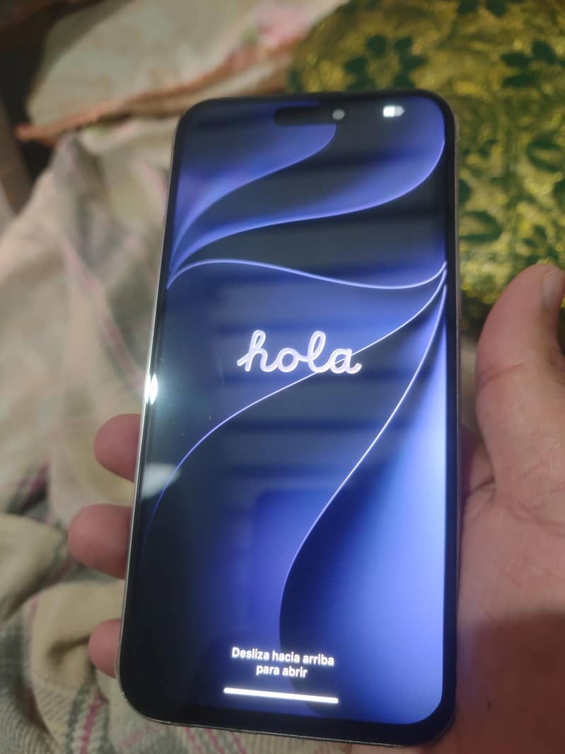 Apple iPhone 15 Pro Max 3