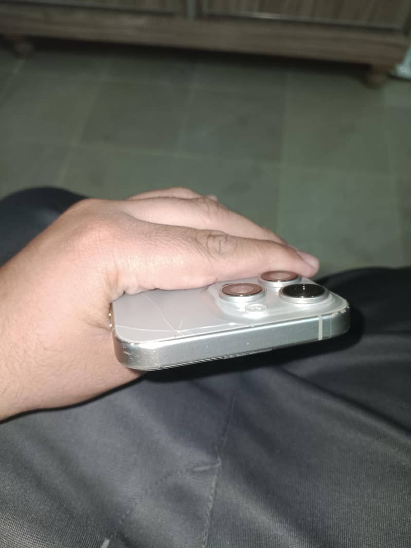 Apple iPhone 15 Pro Max 11
