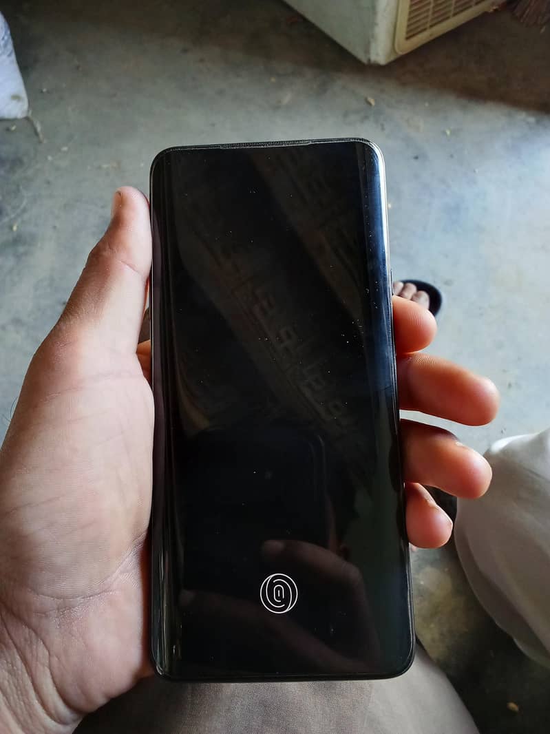 One Plus 7 Pro 1