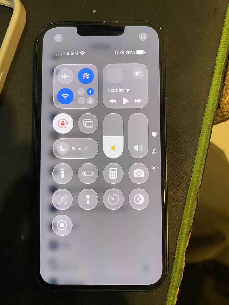 Apple iPhone 13 4