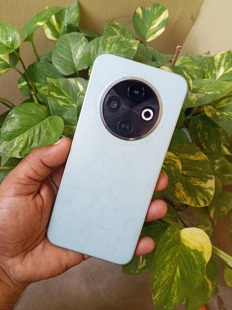 Tecno spark 30c 1