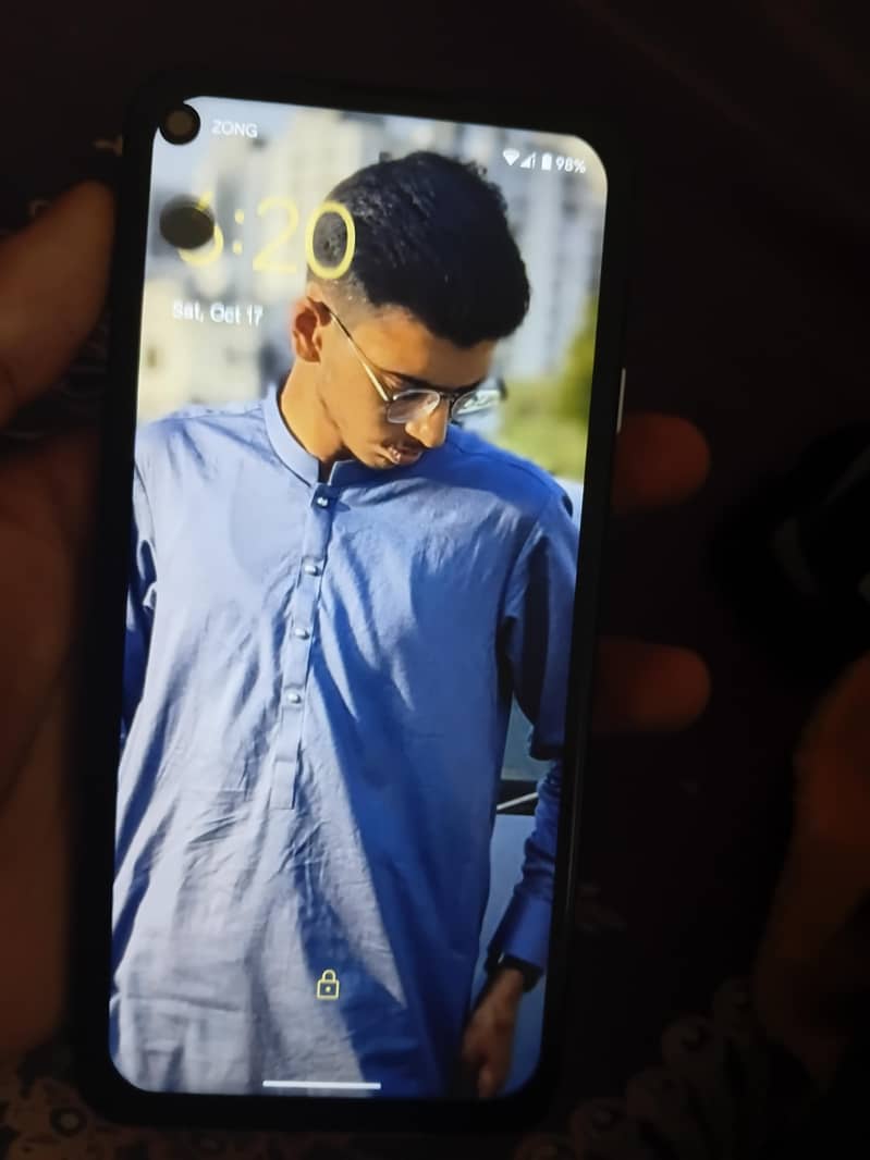 Google Pixel 4a 3