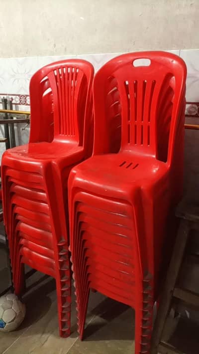 plastic red chairs