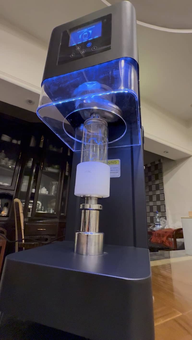 Can Sealing Machine 0