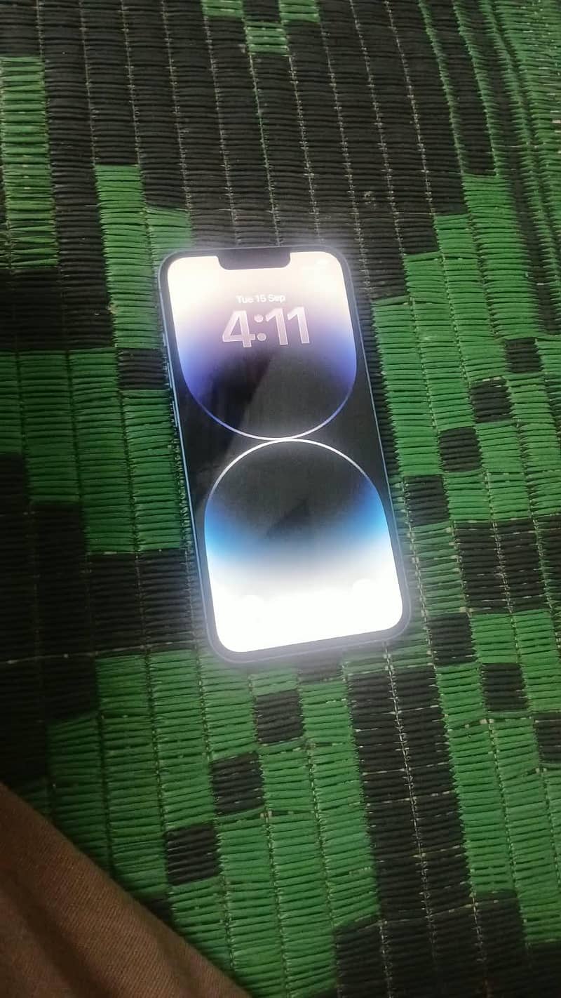 Apple iPhone 13 2