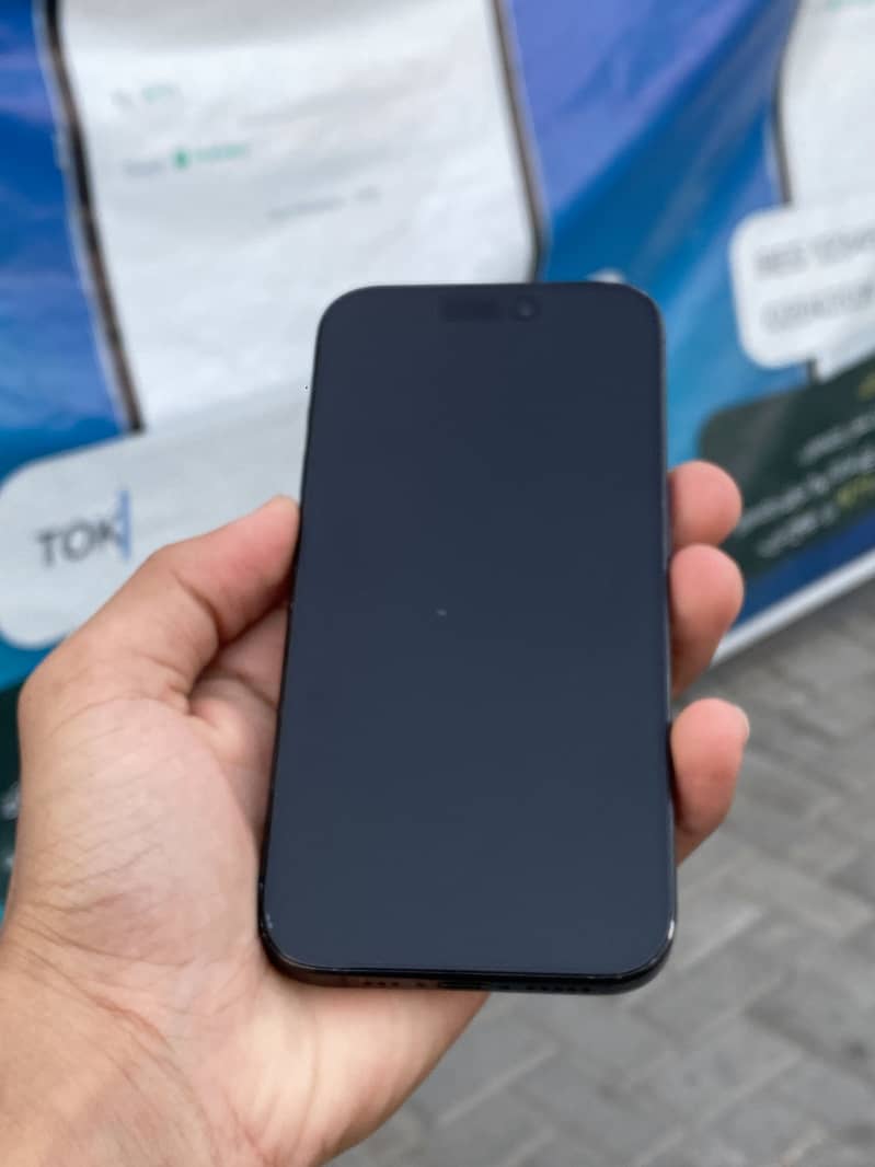 Apple iPhone 15 Pro 0