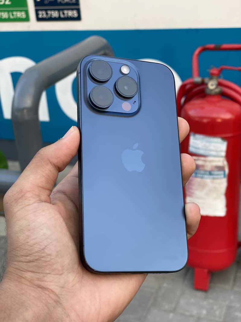 Apple iPhone 15 Pro 1