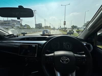 Toyota Hilux 2021