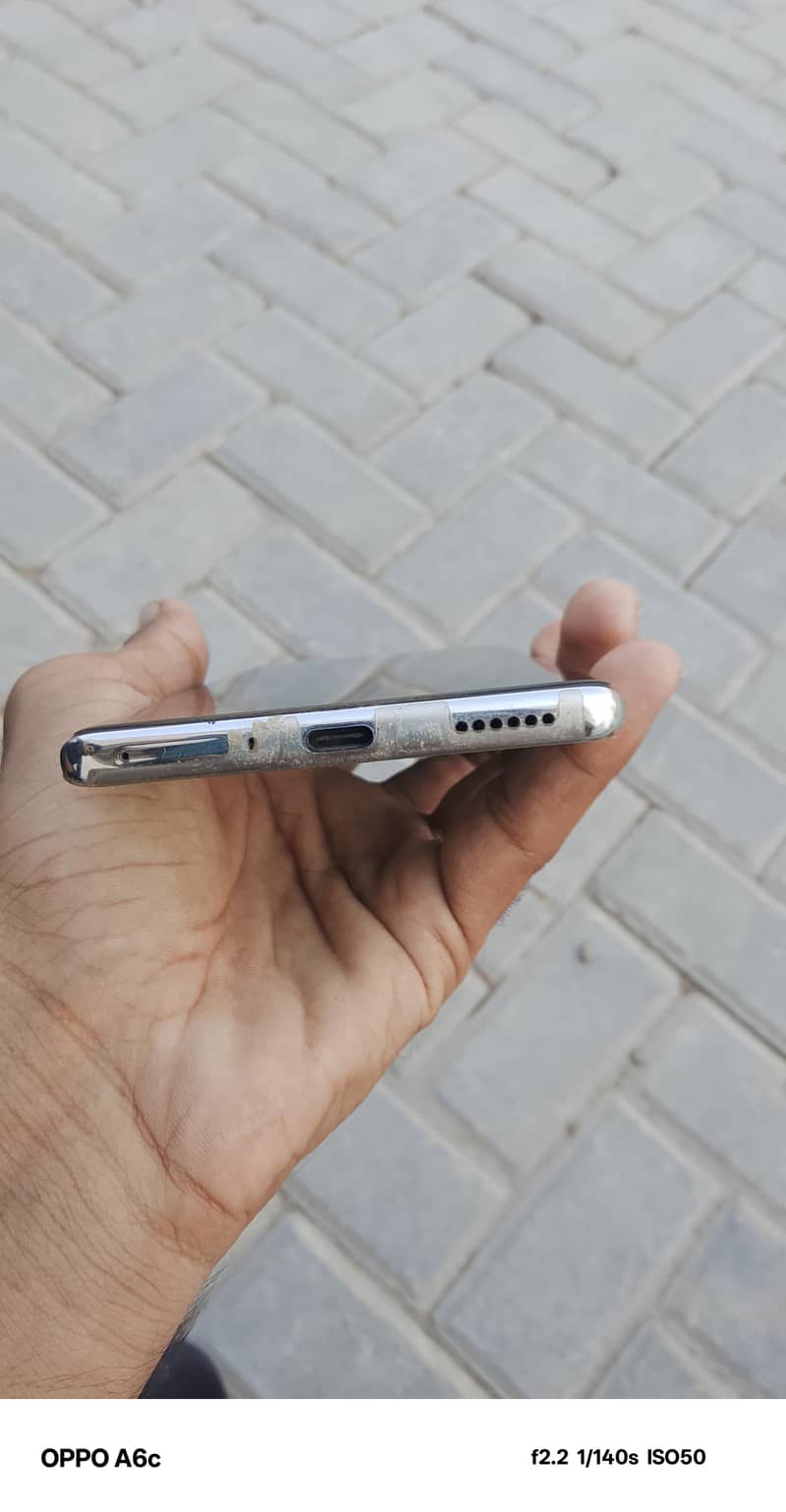 Tecno CAMON 40 Pro 0