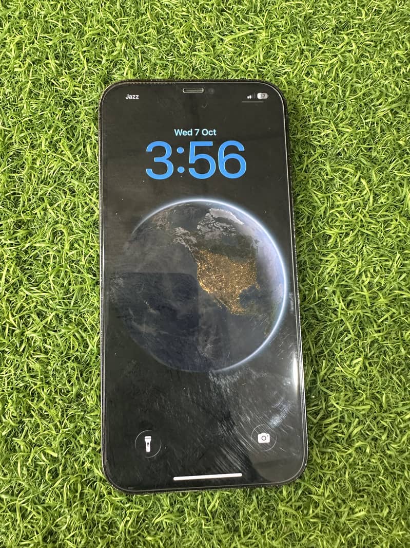 Apple iPhone 12 Pro Max 4