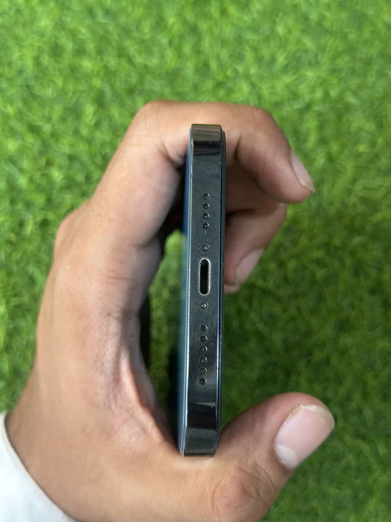 Apple iPhone 12 Pro Max 5