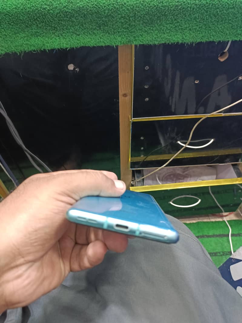 One Plus 8T 0