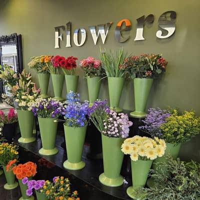 Shop k liye Florist karigar ki zarurat ha