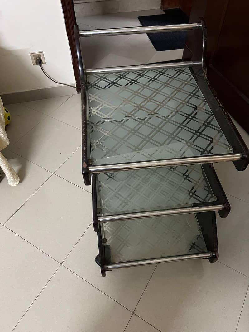tea trolley 0