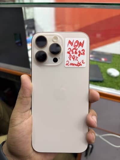 Apple iPhone 16 Pro Max