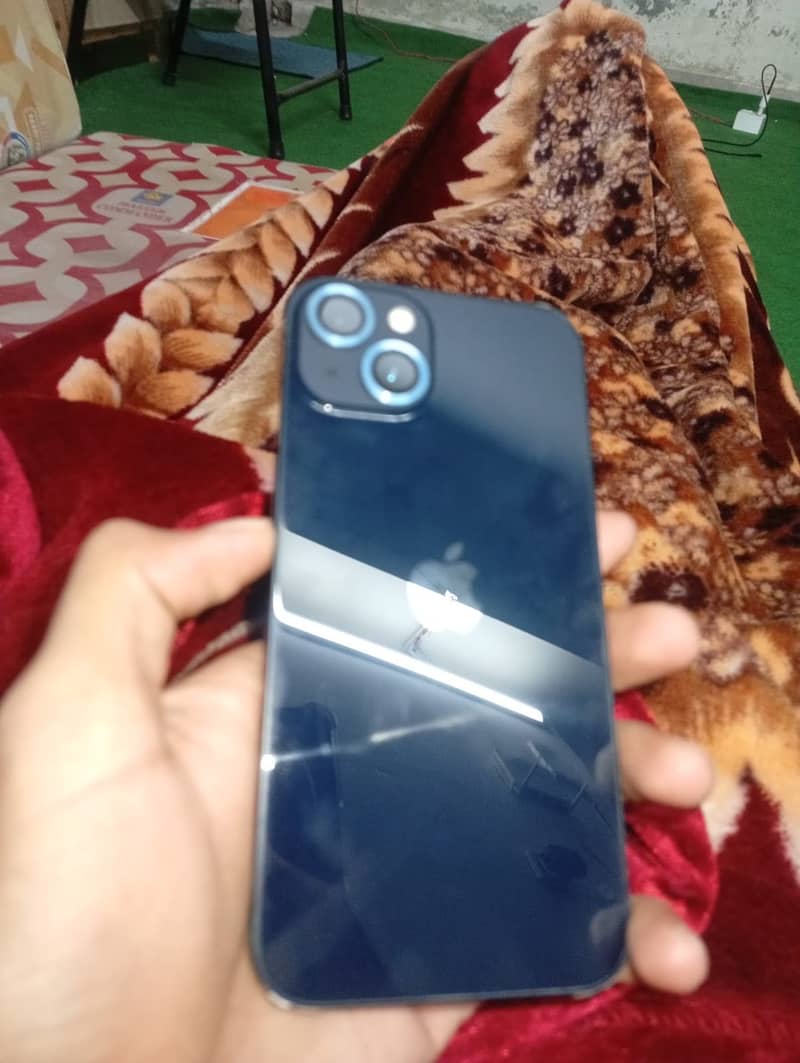 Apple iPhone 13 2