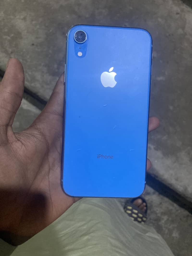 Apple iPhone XR 0
