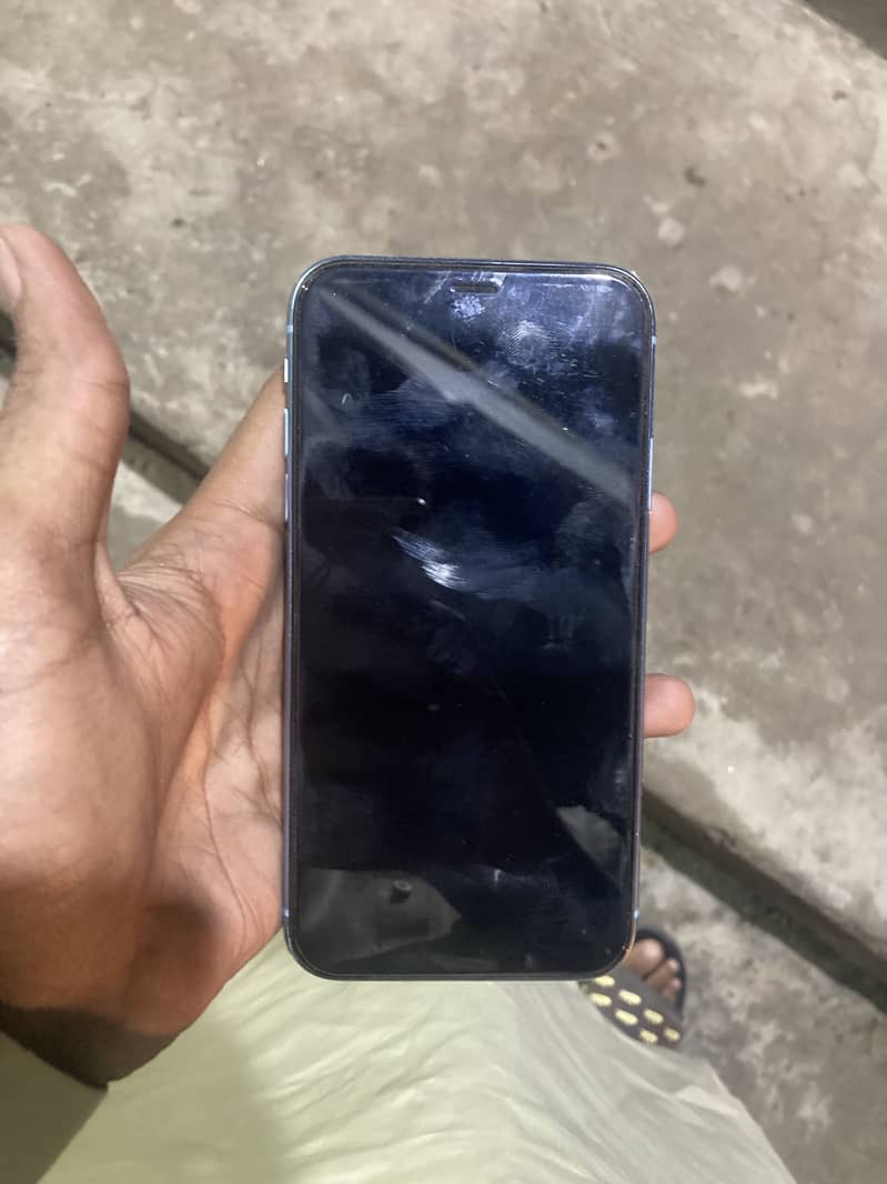 Apple iPhone XR 1