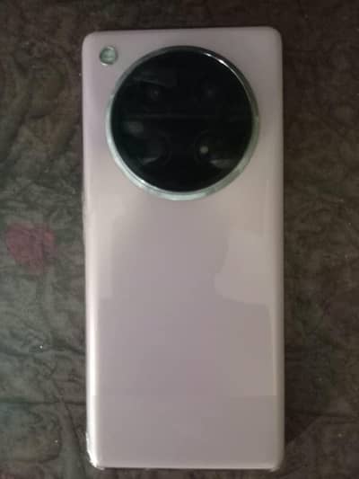 Infinix Zero 40