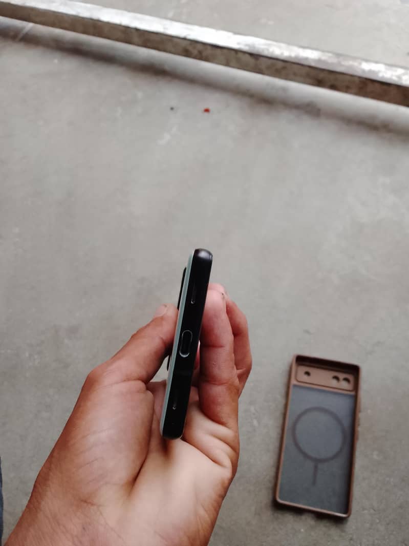 Google Pixel 6a 2