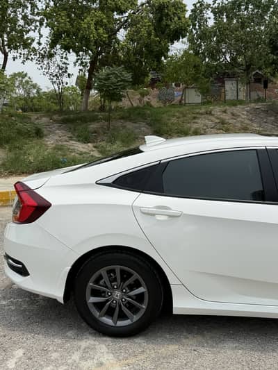 Honda Civic Oriel 2021