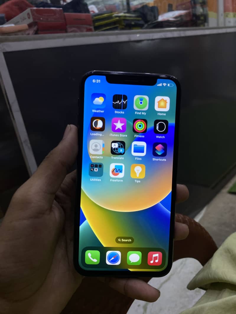 Apple iPhone X 1