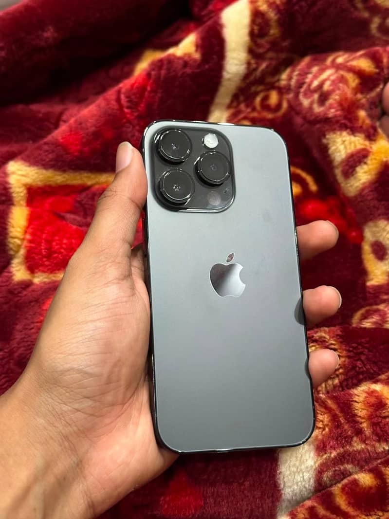 Apple iPhone 14 Pro 3
