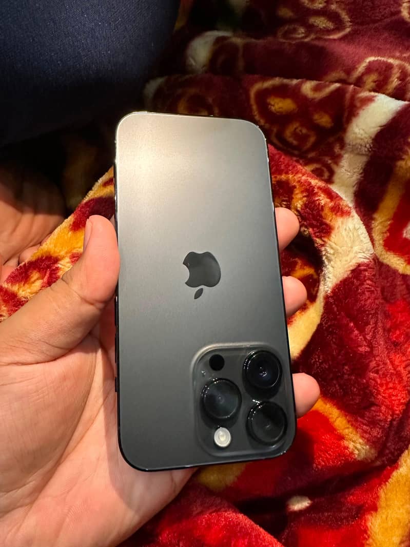 Apple iPhone 14 Pro 4