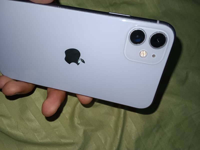 Apple iPhone 11 1