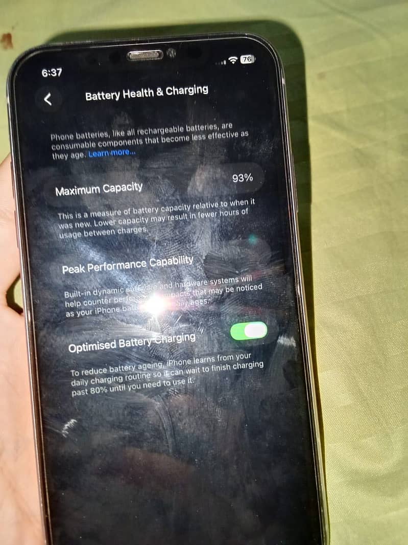 Apple iPhone 11 4
