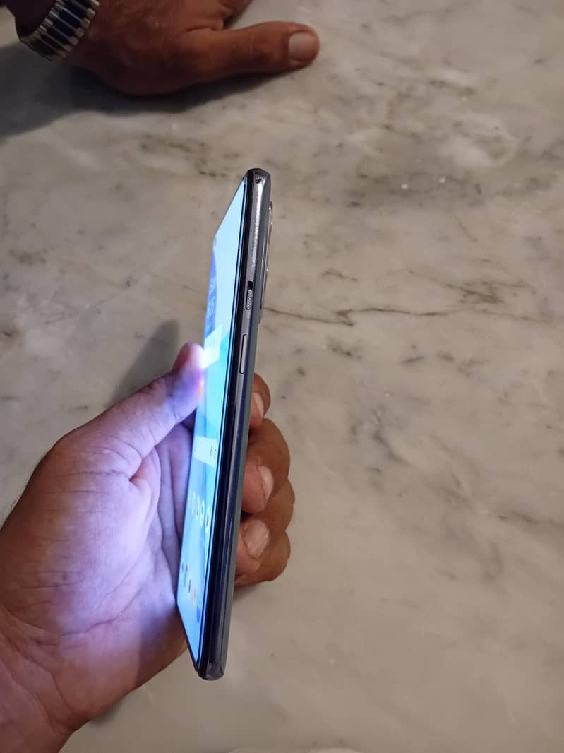 One Plus 9 4