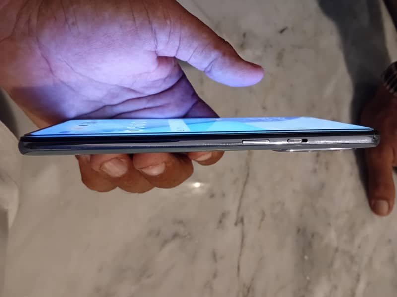 One Plus 9 5