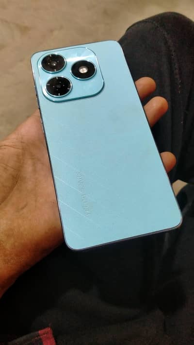 Tecno CAMON 20