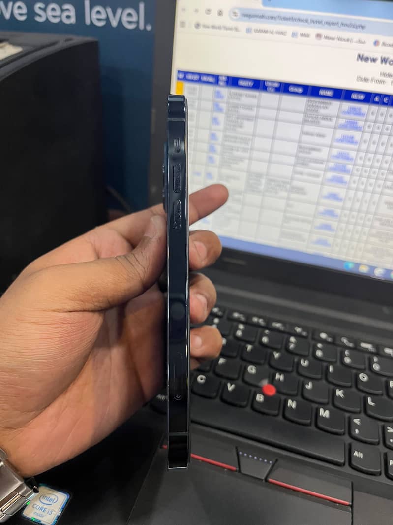 Apple iPhone 12 Pro 0