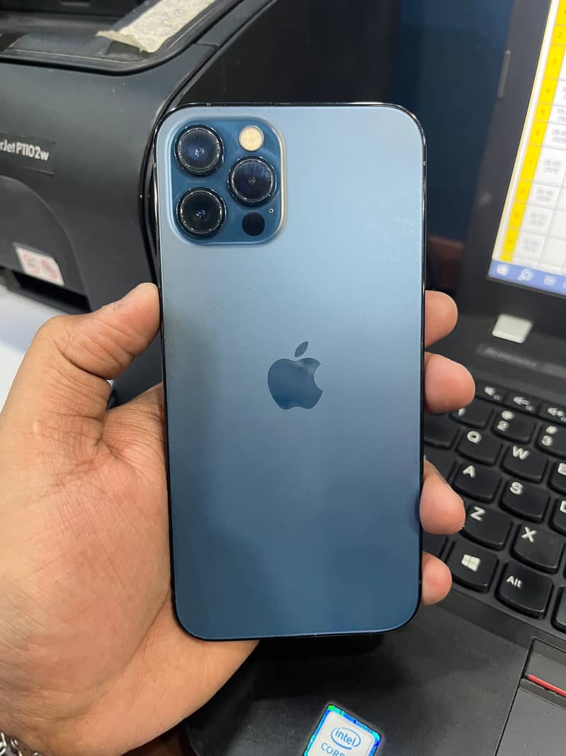 Apple iPhone 12 Pro 3