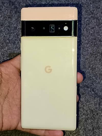Google Pixel 6 Pro Golden colour