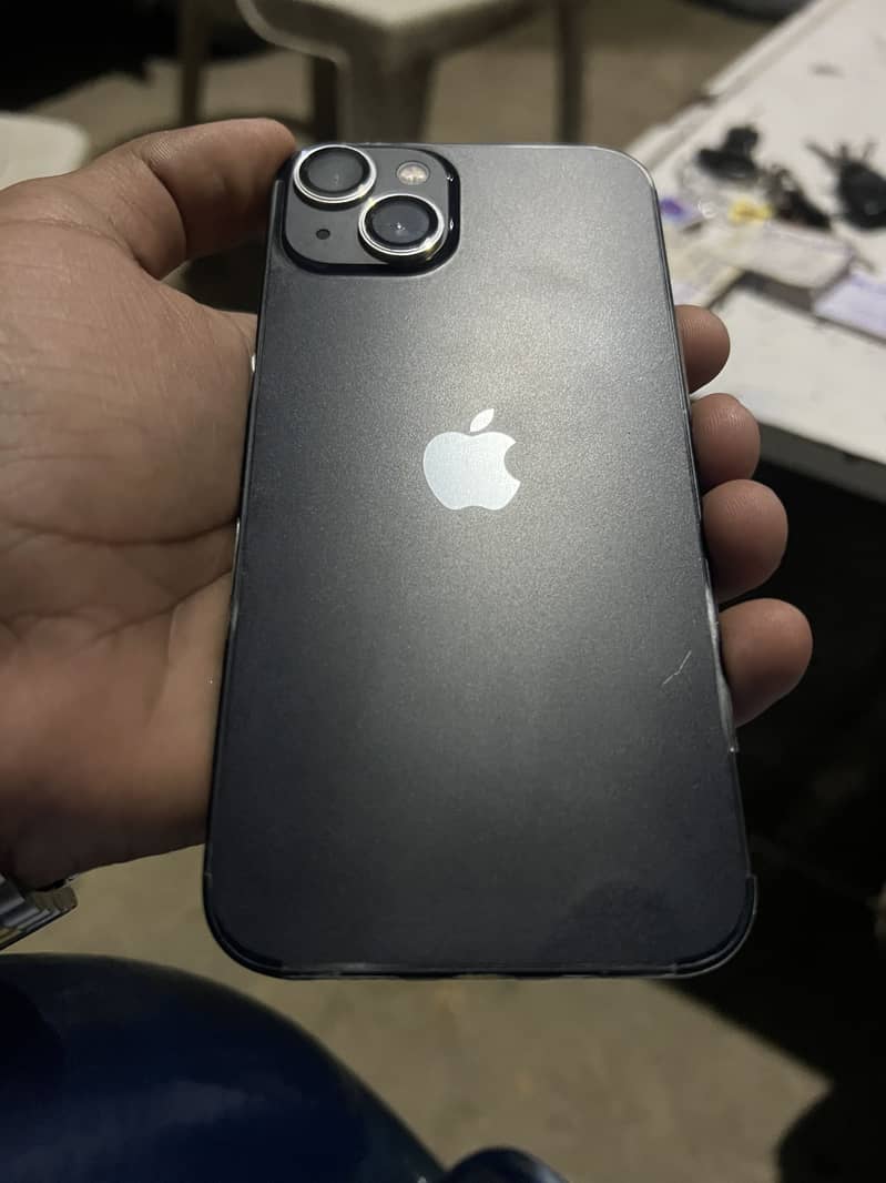 Apple iPhone 13 0