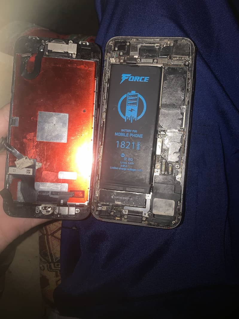 Apple iPhone 8 2