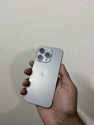 Apple iPhone 15 Pro