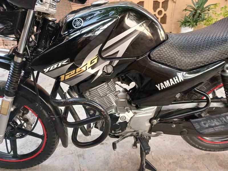 YBR G 2019 model 6